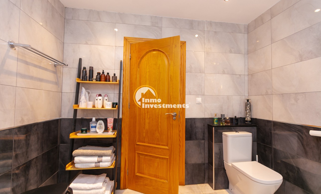 Resale - Semi detached villa - Los Balcones