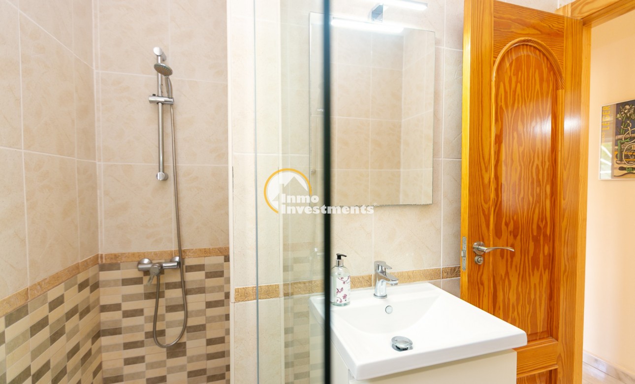 Resale - Semi detached villa - Los Balcones