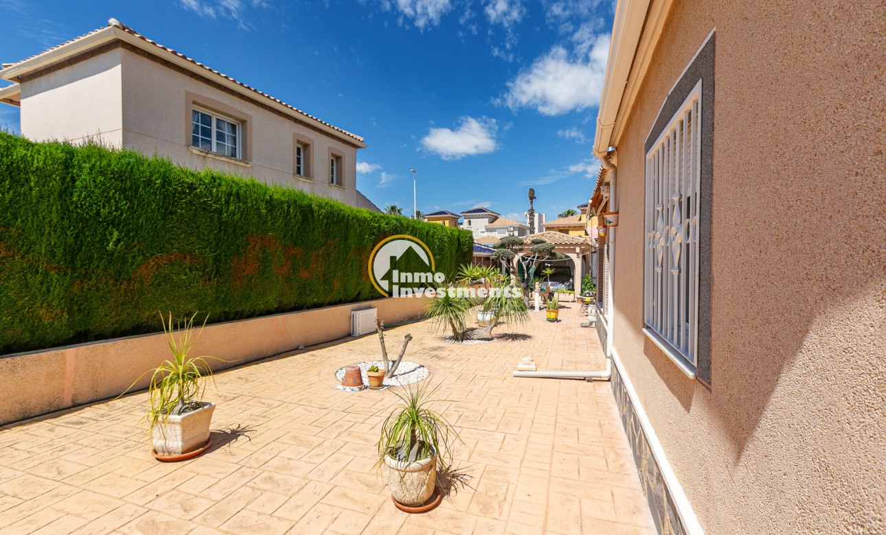 Gebrauchtimmobilien - Villa - La Zenia