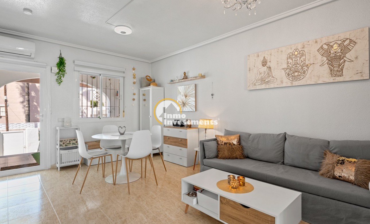 Bestaande bouw - Half vrijstaande villa - Benijófar - Monte Azul/ El Dorado