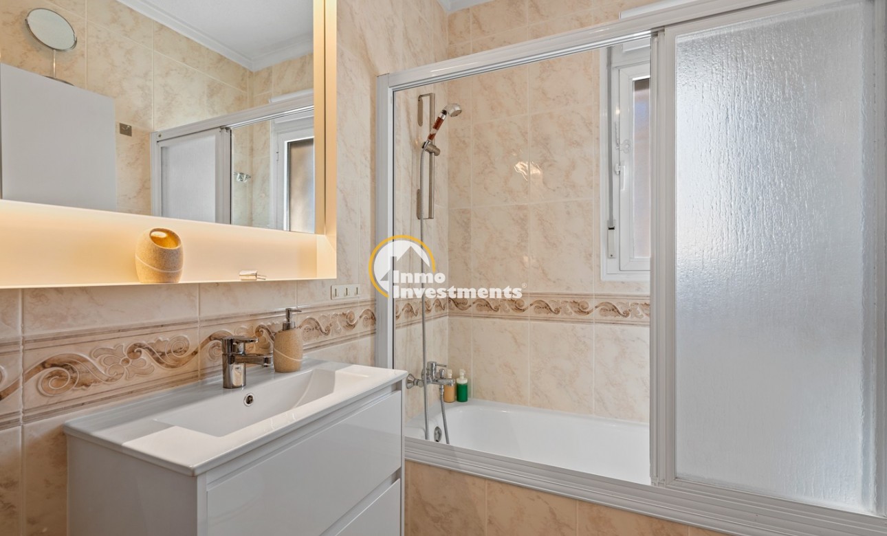 Bestaande bouw - Half vrijstaande villa - Benijófar - Monte Azul/ El Dorado