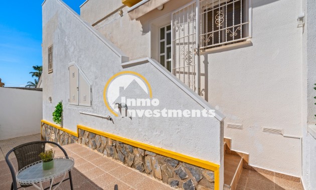 Bestaande bouw - Half vrijstaande villa - Benijófar - Monte Azul/ El Dorado