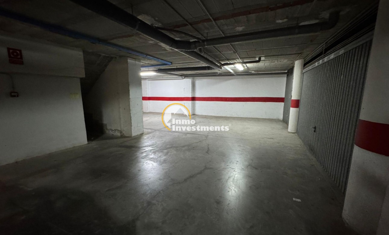 Resale - Garage - Torrevieja - Estacion de autobuses