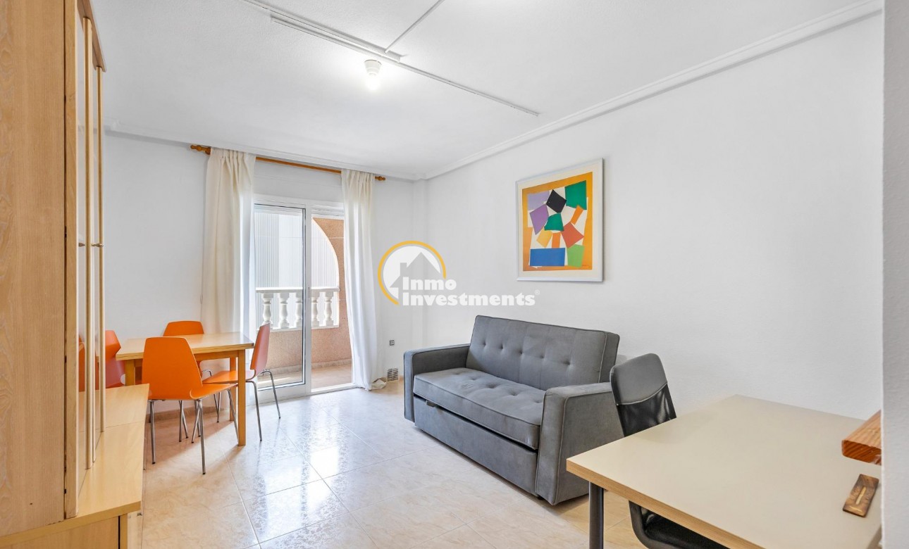 Resale - Studio  - Torrevieja - Estacion de autobuses
