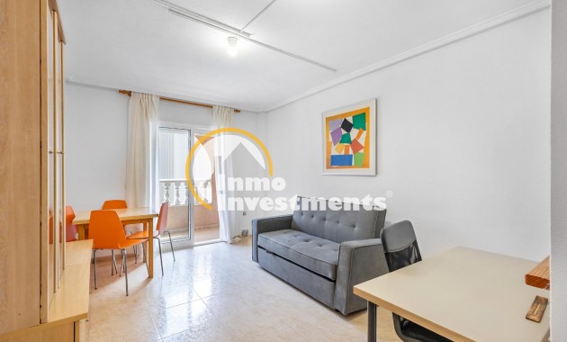 Resale - Studio  - Torrevieja - Estacion de autobuses