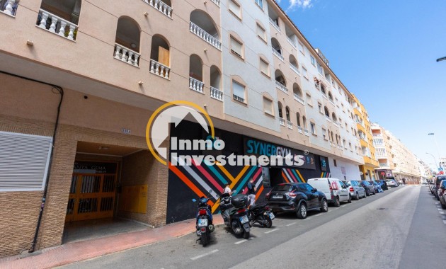 Resale - Studio  - Torrevieja - Estacion de autobuses