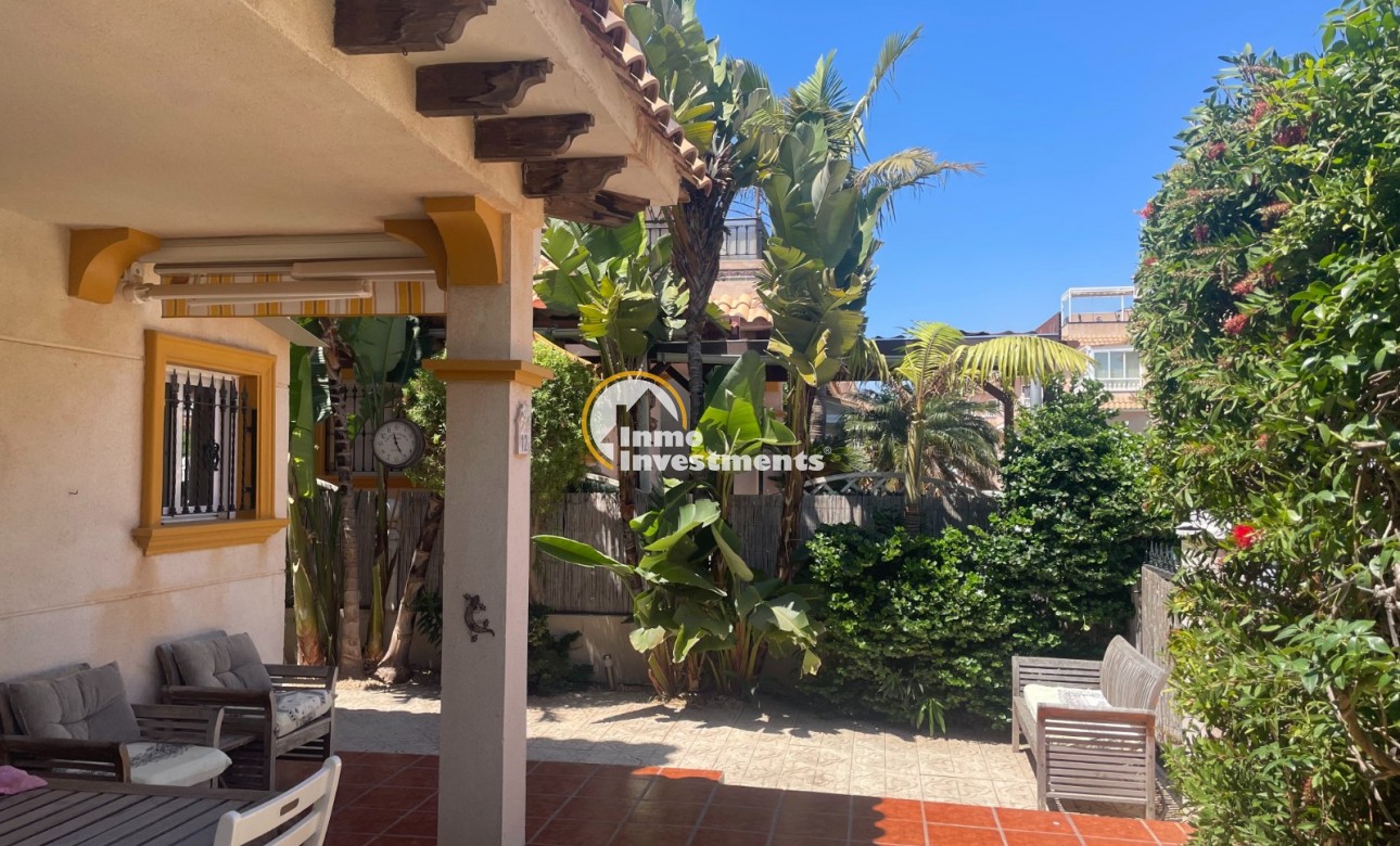 Bestaande bouw - Villa - Orihuela Costa - La Regia