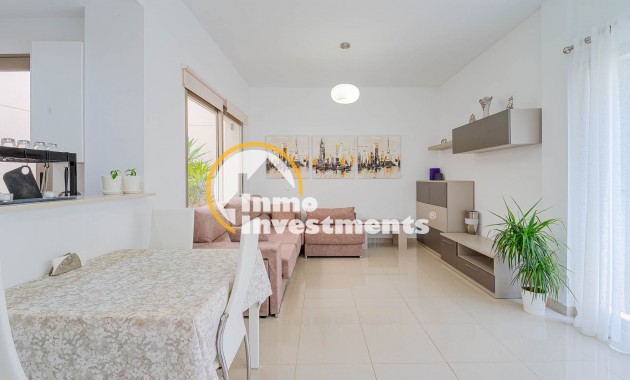 Till salu - Town house - Punta Prima