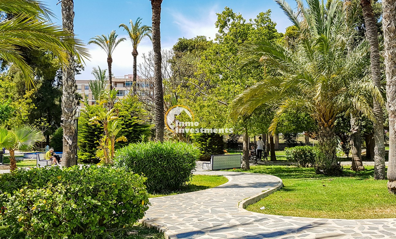 Resale - Semi detached villa - Los Balcones