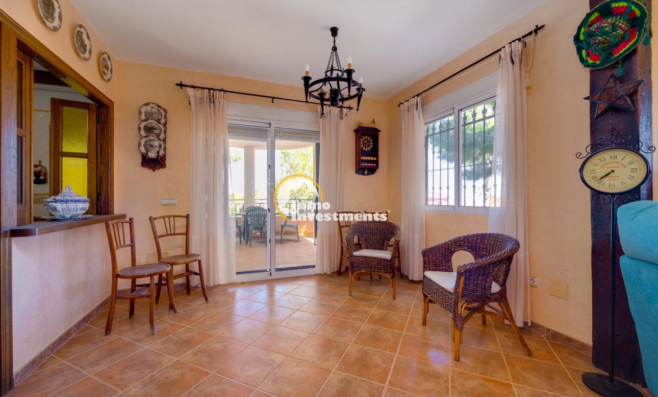 Resale - Villa - San Miguel de Salinas - San Miguel