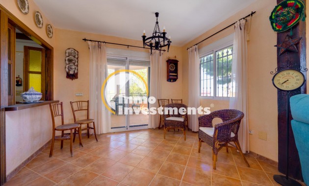 Resale - Villa - San Miguel de Salinas - San Miguel