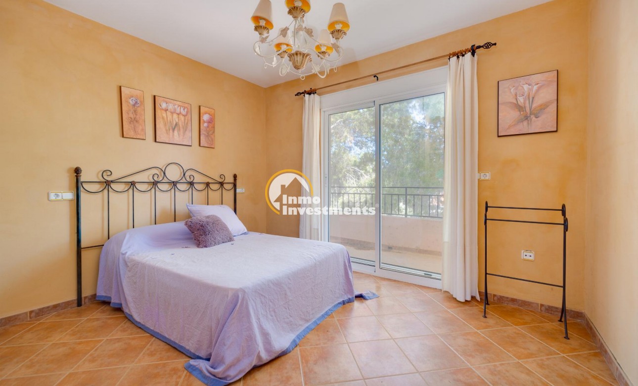 Resale - Villa - San Miguel de Salinas - San Miguel