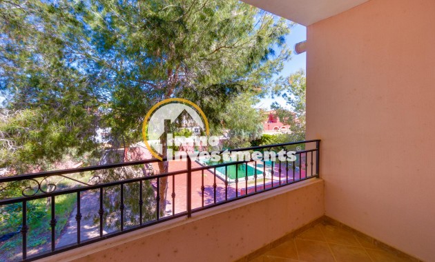 Resale - Villa - San Miguel de Salinas - San Miguel