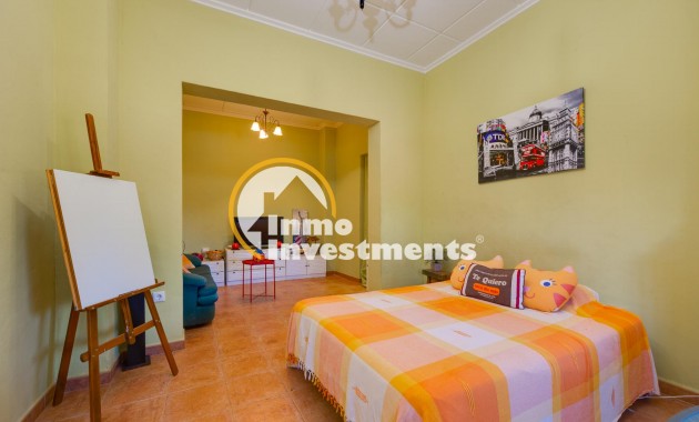 Resale - Villa - San Miguel de Salinas - San Miguel