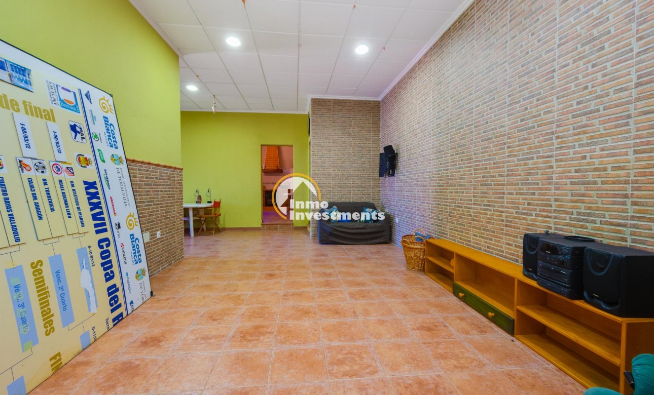 Resale - Villa - San Miguel de Salinas - San Miguel
