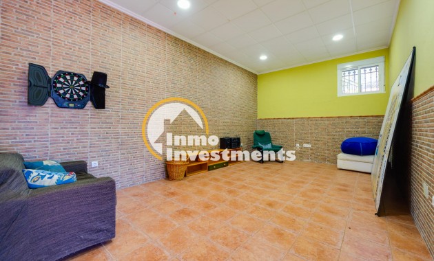 Resale - Villa - San Miguel de Salinas - San Miguel