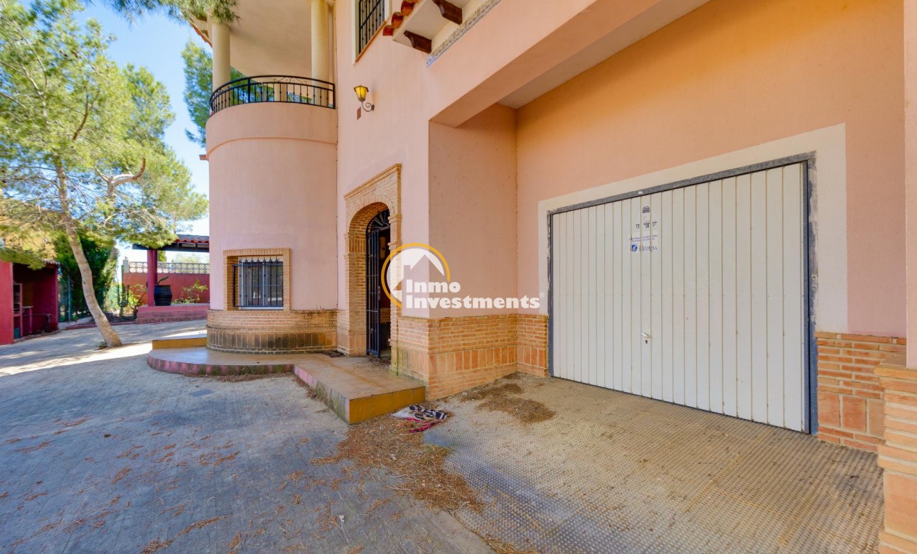 Resale - Villa - San Miguel de Salinas - San Miguel