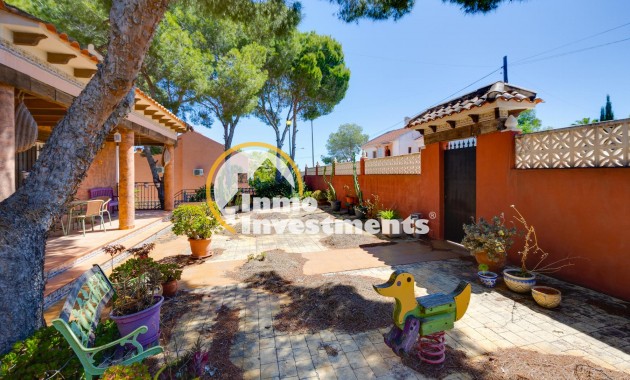 Resale - Villa - San Miguel de Salinas - San Miguel