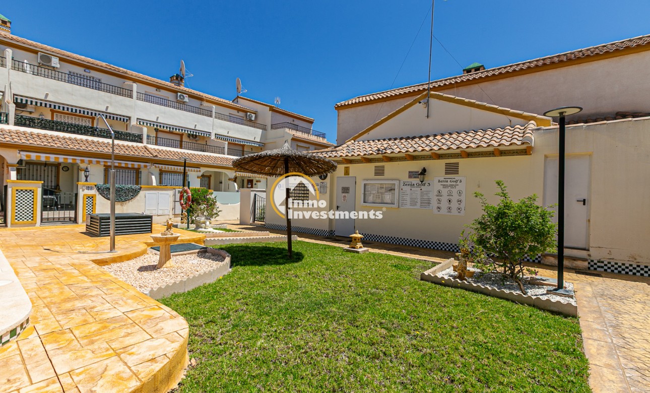 Resale - Town house - La Zenia
