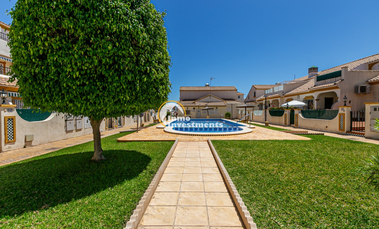 Resale - Town house - La Zenia