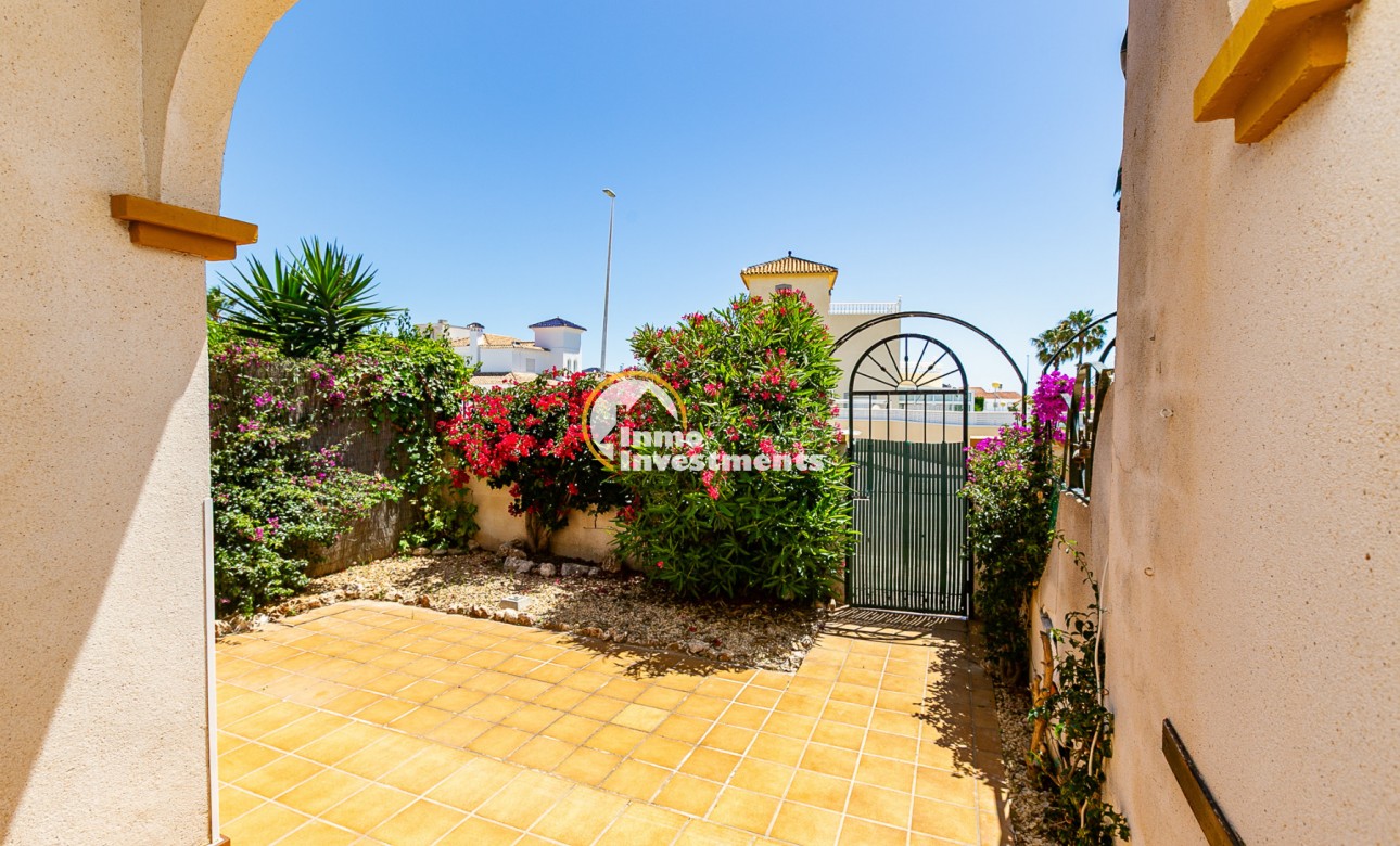 Resale - Town house - La Zenia