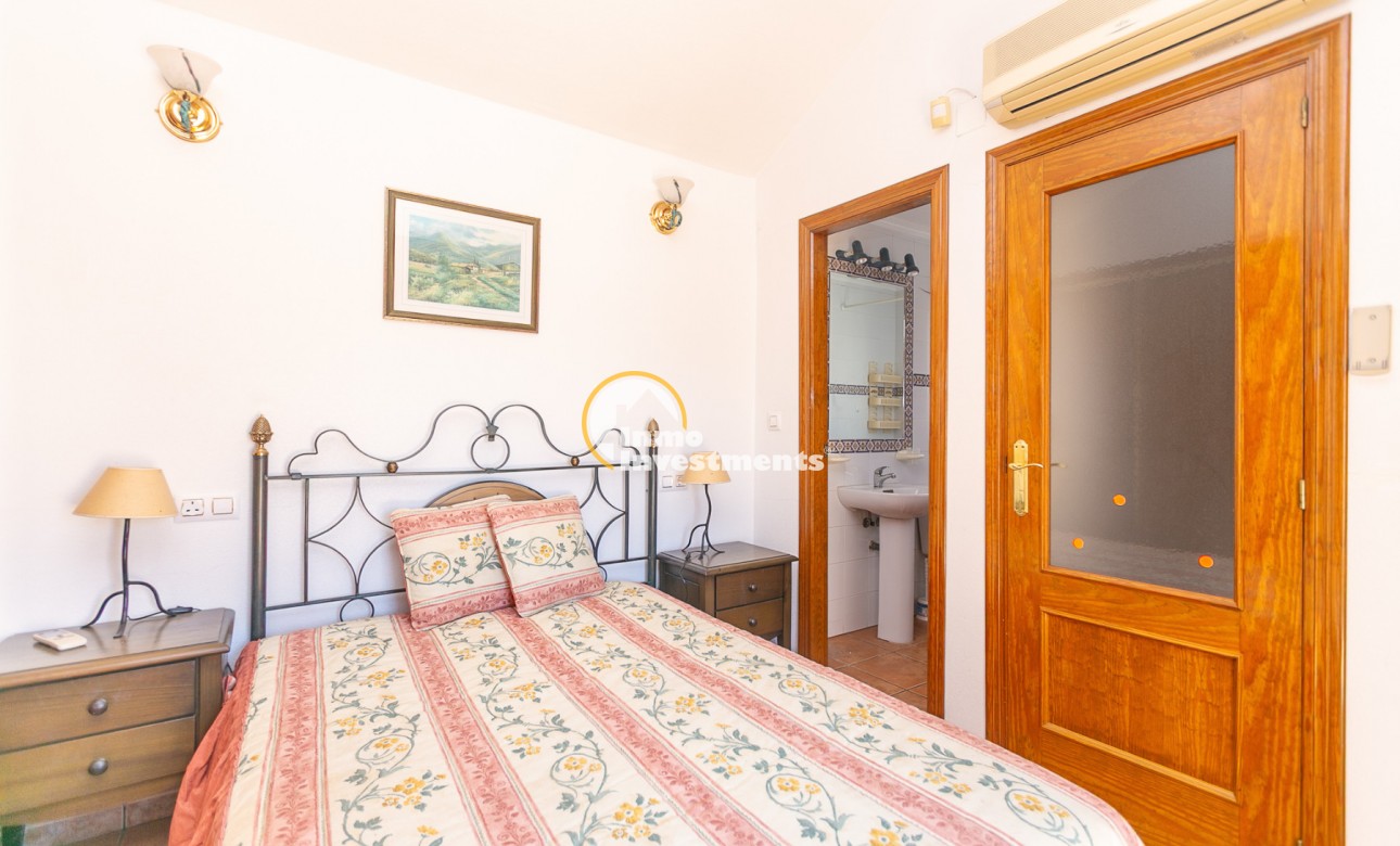 Resale - Town house - La Zenia