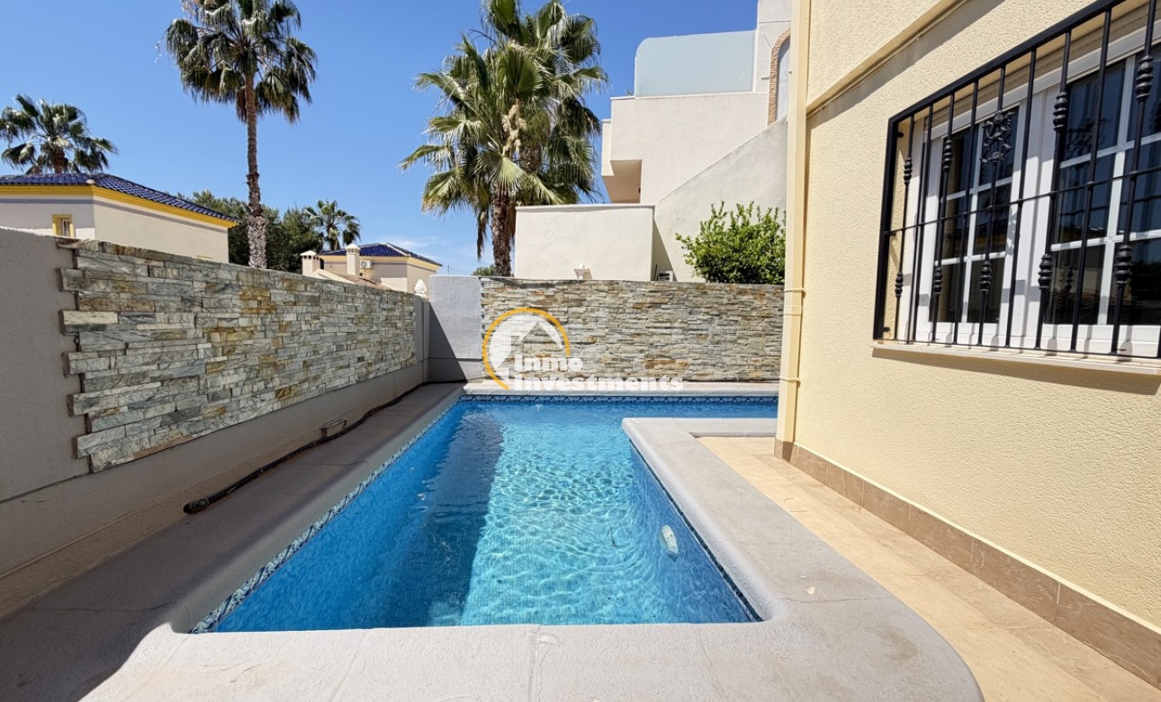 Resale - Villa - Las Ramblas - Las Ramblas Golf