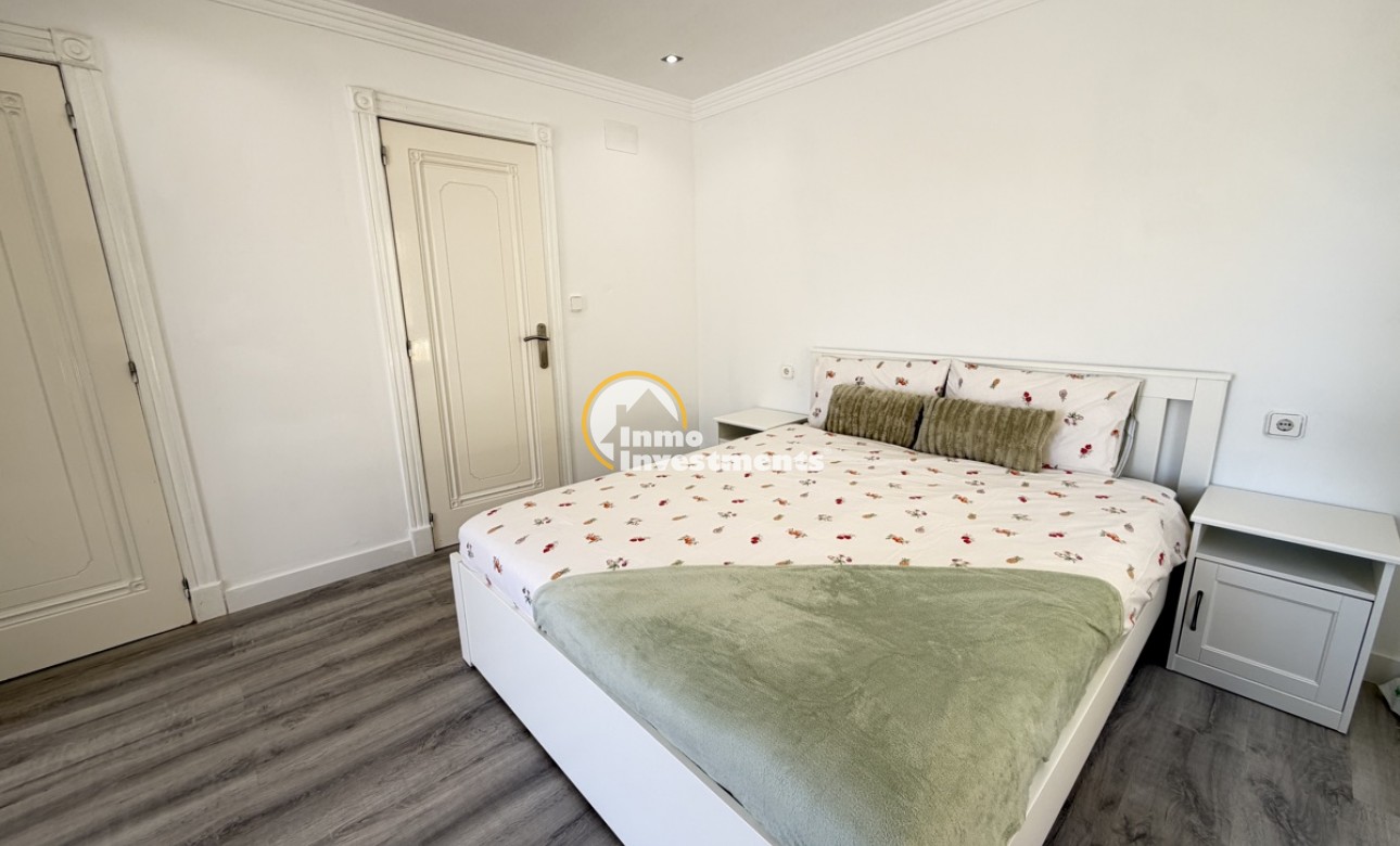 Resale - Villa - Las Ramblas - Las Ramblas Golf