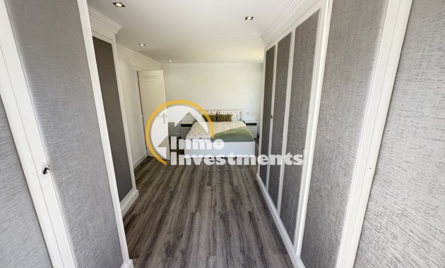 Resale - Villa - Las Ramblas - Las Ramblas Golf