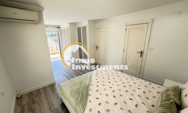 Resale - Villa - Las Ramblas - Las Ramblas Golf