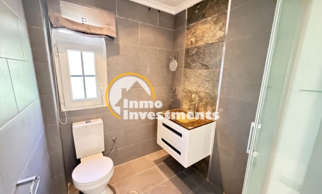 Resale - Villa - Las Ramblas - Las Ramblas Golf