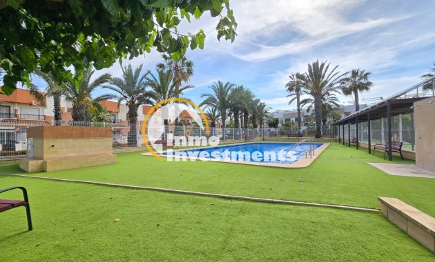 Resale - Apartment - Orihuela Costa - Pimienta