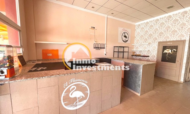 Resale - Commercial - Algorfa - La Finca Golf