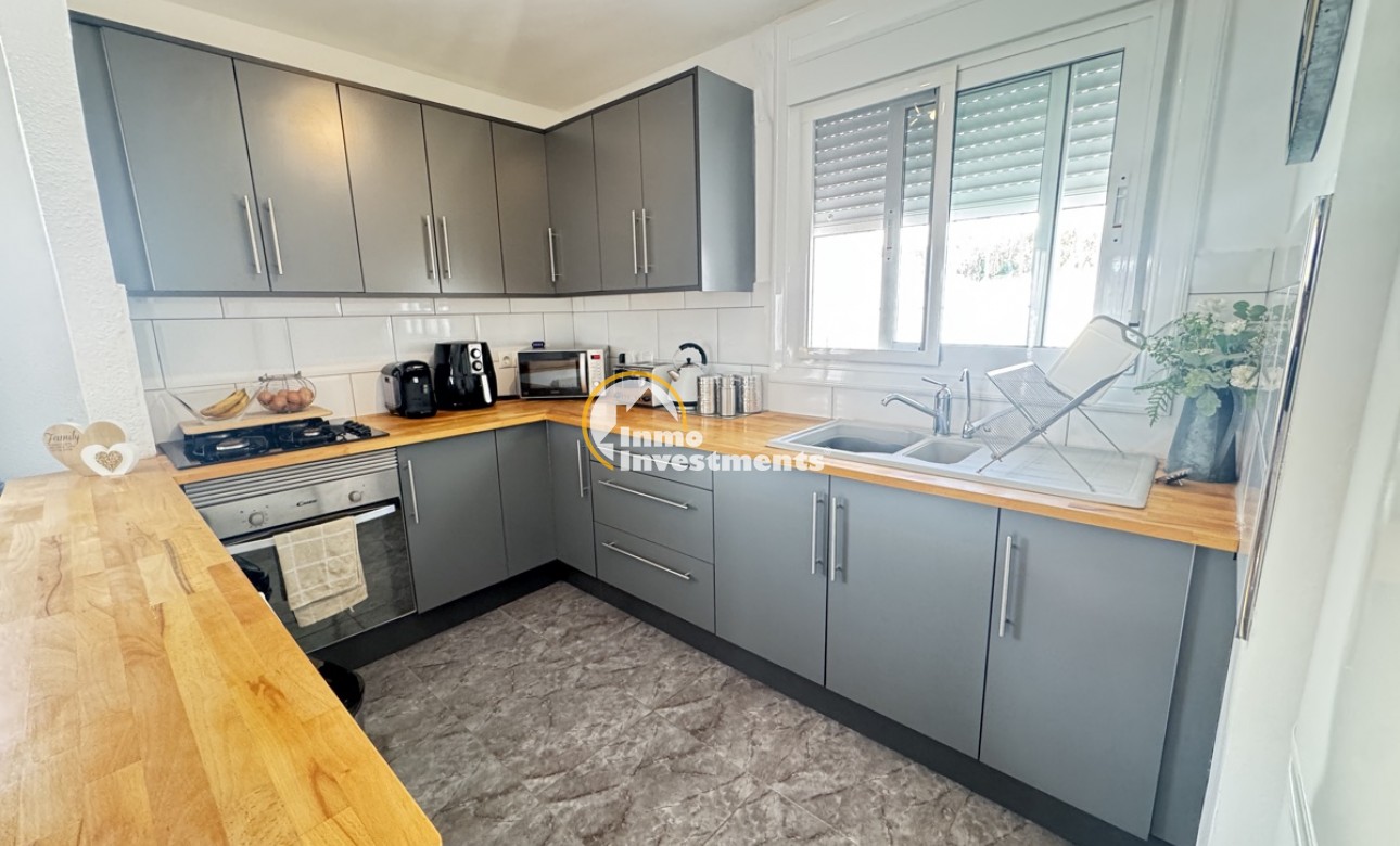 Resale - Villa - Villamartin - Eagles Nest 