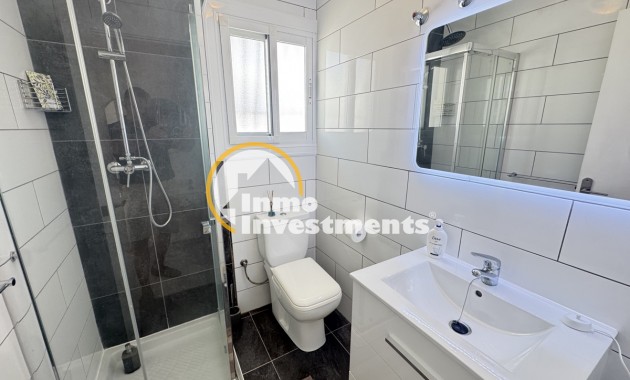 Resale - Villa - Villamartin - Eagles Nest 