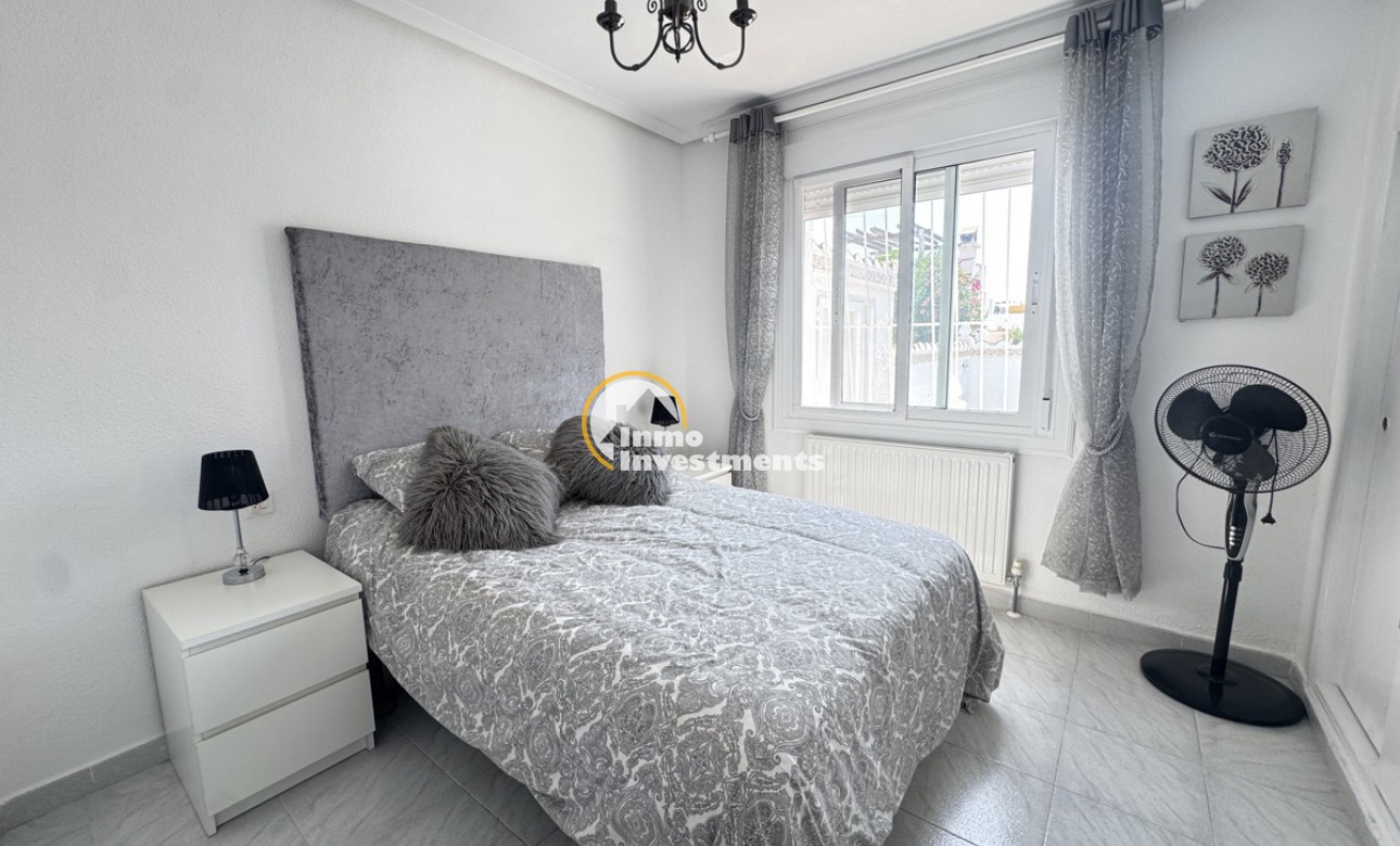 Resale - Villa - Villamartin - Eagles Nest 