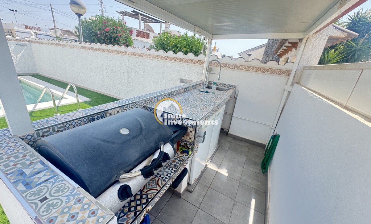 Resale - Villa - Villamartin - Eagles Nest 