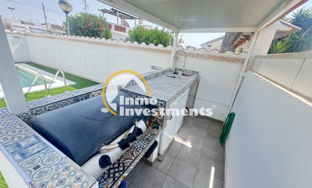 Resale - Villa - Villamartin - Eagles Nest 