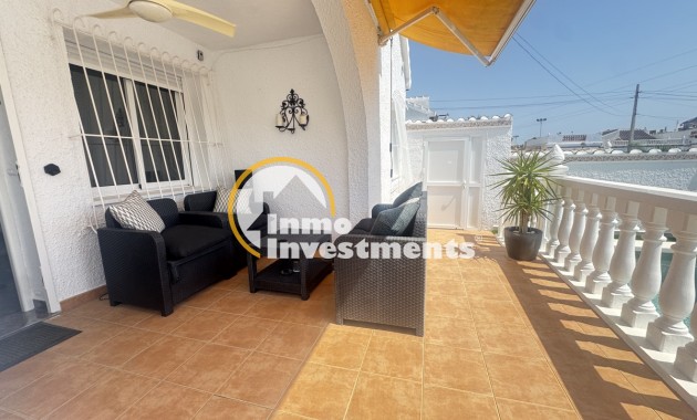 Resale - Villa - Villamartin - Eagles Nest 