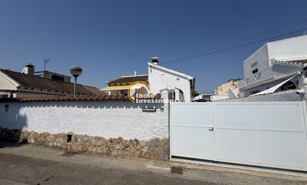 Resale - Villa - Villamartin - Eagles Nest 