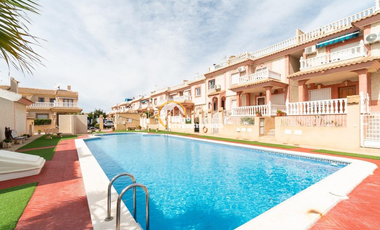 Till salu - Parhus - Playa Flamenca