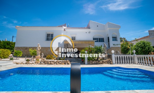 Resale - Villa - La Marina