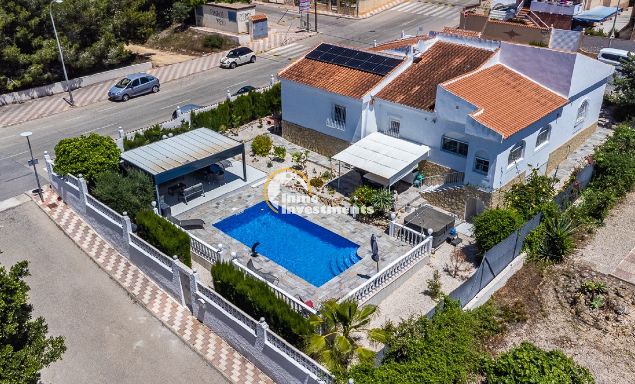 Resale - Villa - La Marina