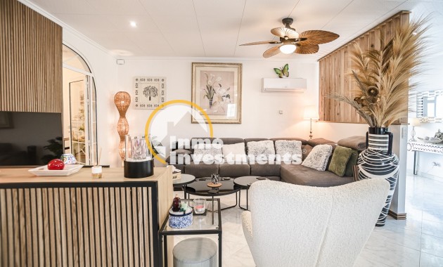 Resale - Villa - La Marina