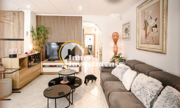 Resale - Villa - La Marina
