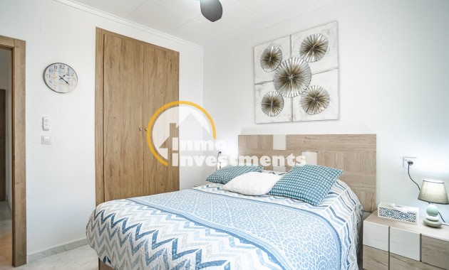 Resale - Villa - La Marina