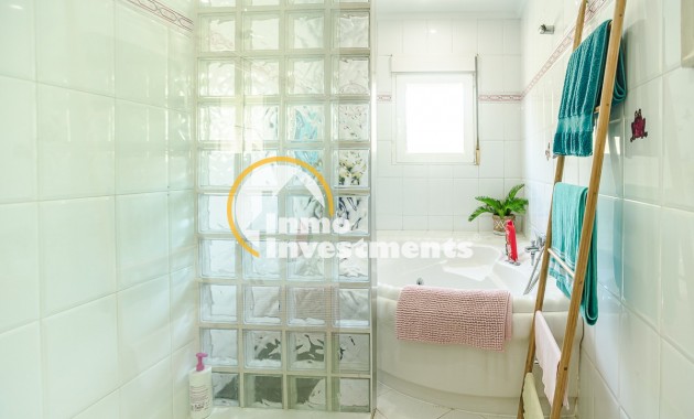 Resale - Villa - La Marina
