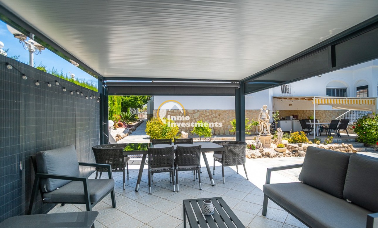 Resale - Villa - La Marina