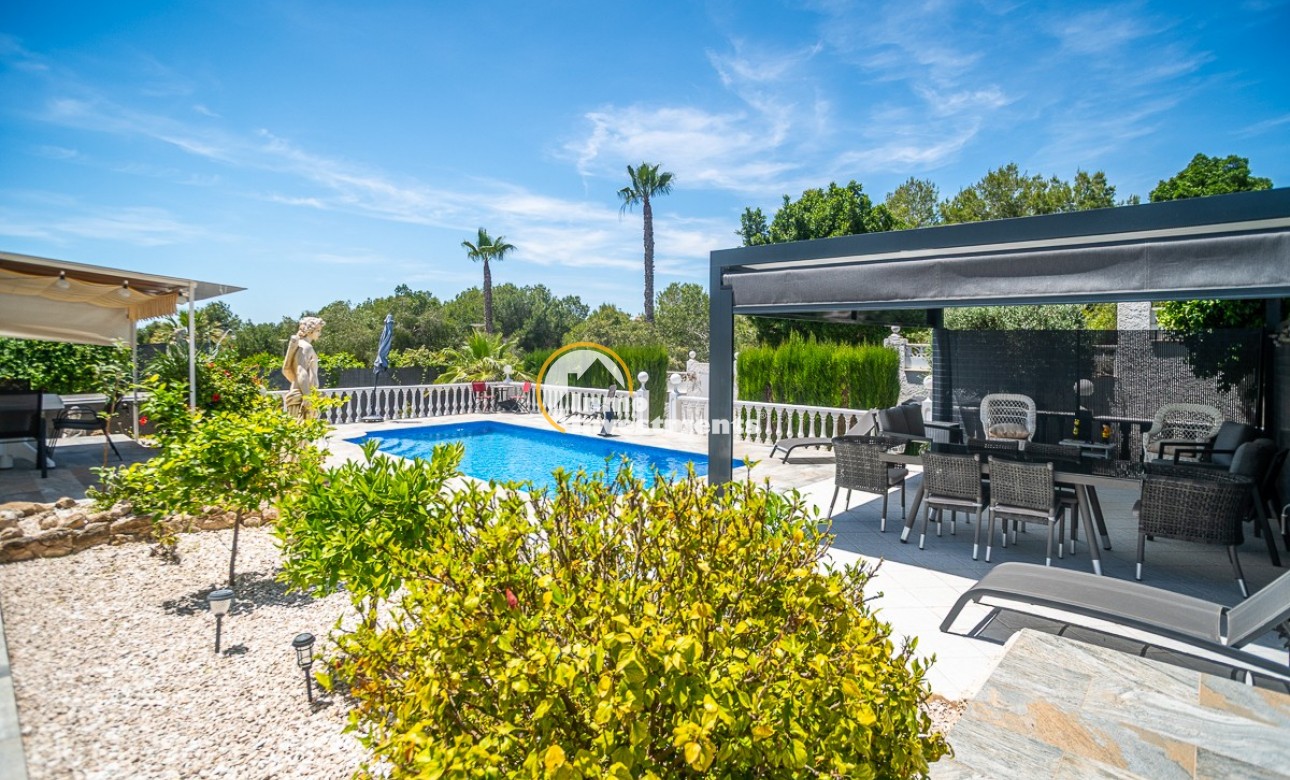 Resale - Villa - La Marina