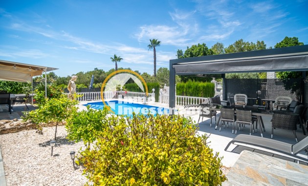 Resale - Villa - La Marina
